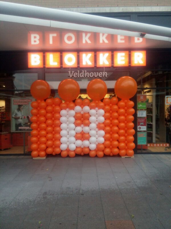 Ballonnenmuur onthulling Blokker Veldhoven