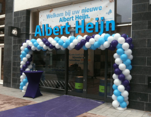 Ballonboog vierkant opening Albert Heijn supermarkt Haarlem