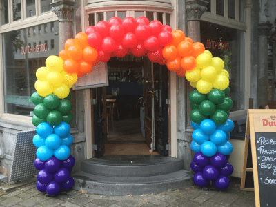 Ballondecoratie voor Pride Amsterdam