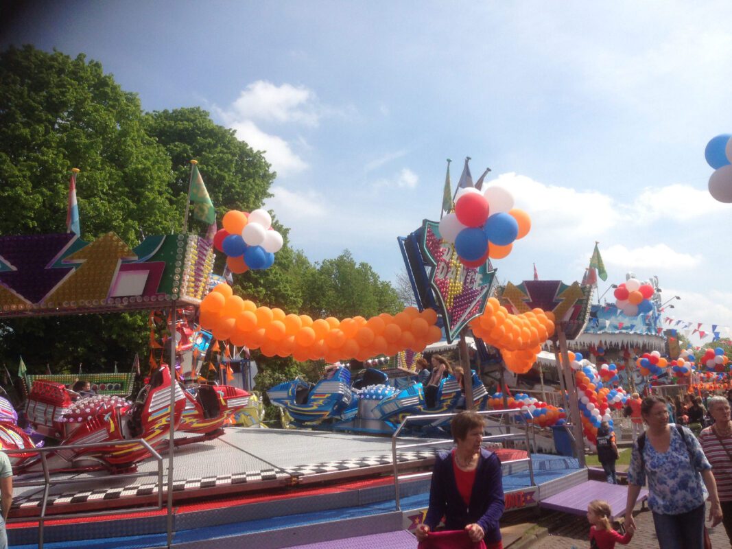 Ballonnen koningsdag zaanenlaan Haarlem