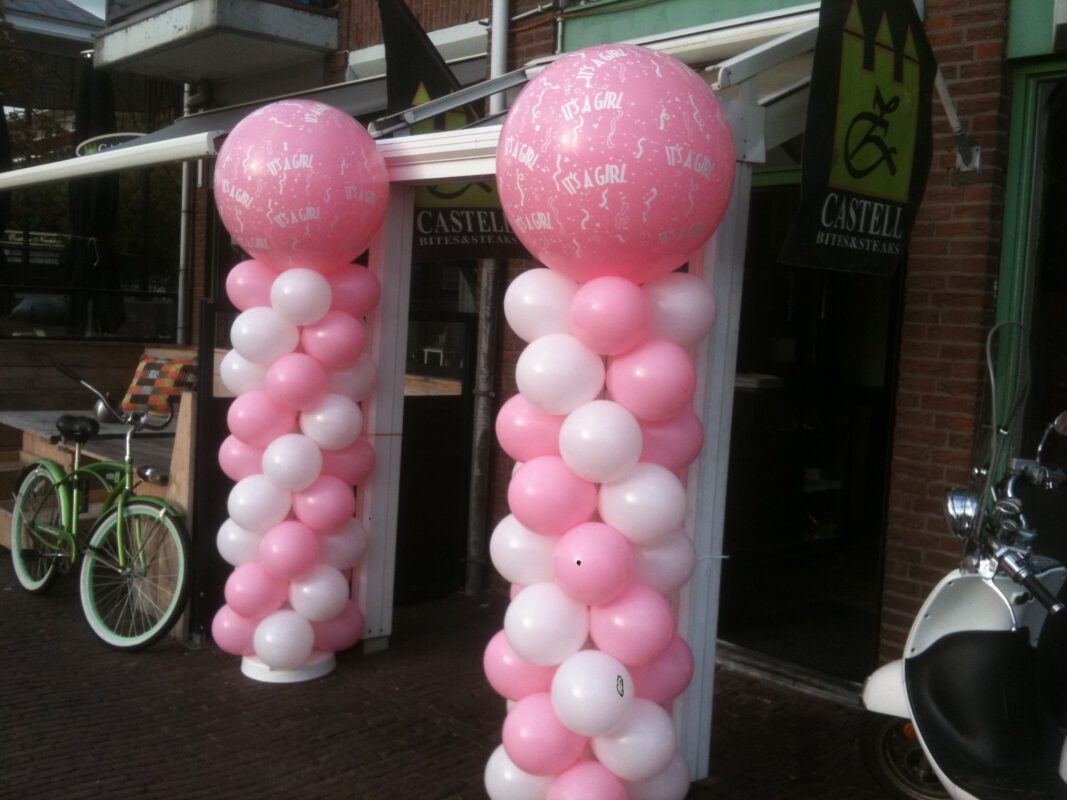Ballonpilaren roze geboorte