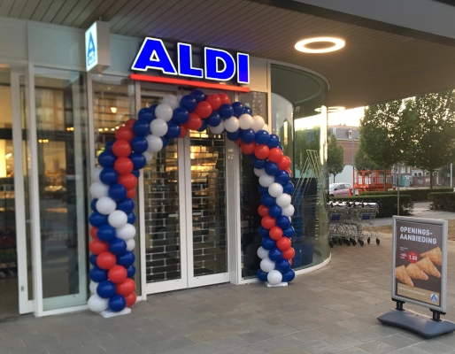 Ballonboog opening Aldi Supermarkt vestiging